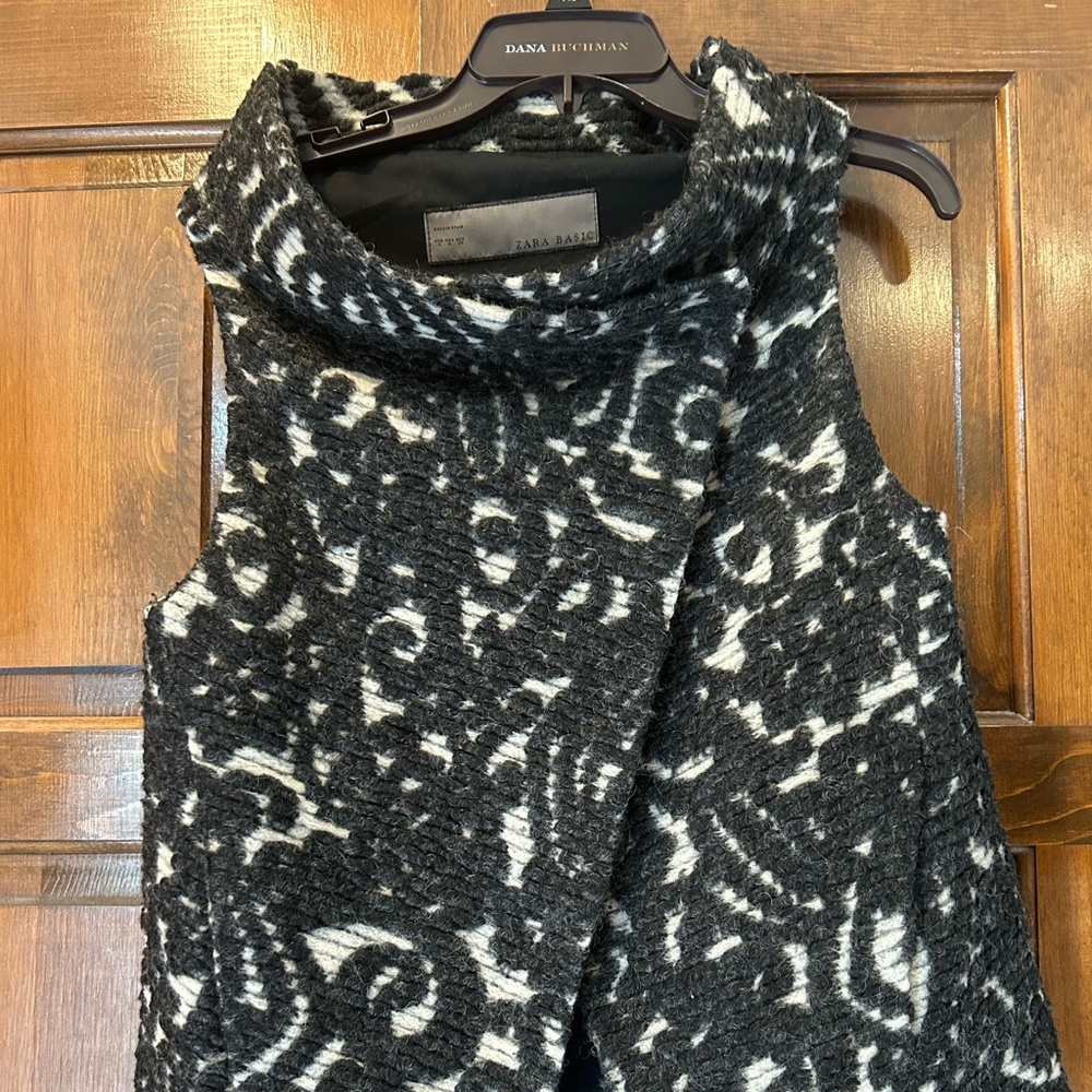 Zara Basic Wool Blend Swirl Pattern Asymmetric Vest size Small - Picture 6 of 7
